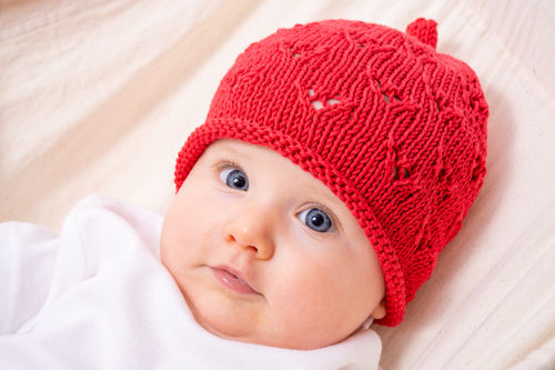 Strickanleitung Babymütze Tessa in Baumwolle, von 3 bis 18 Monate